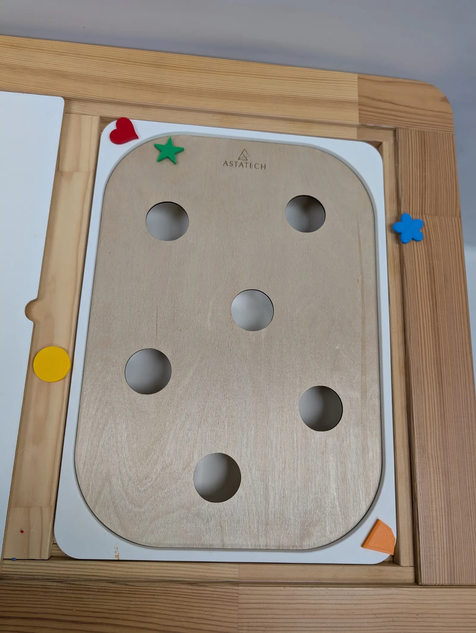 Planche à Trous